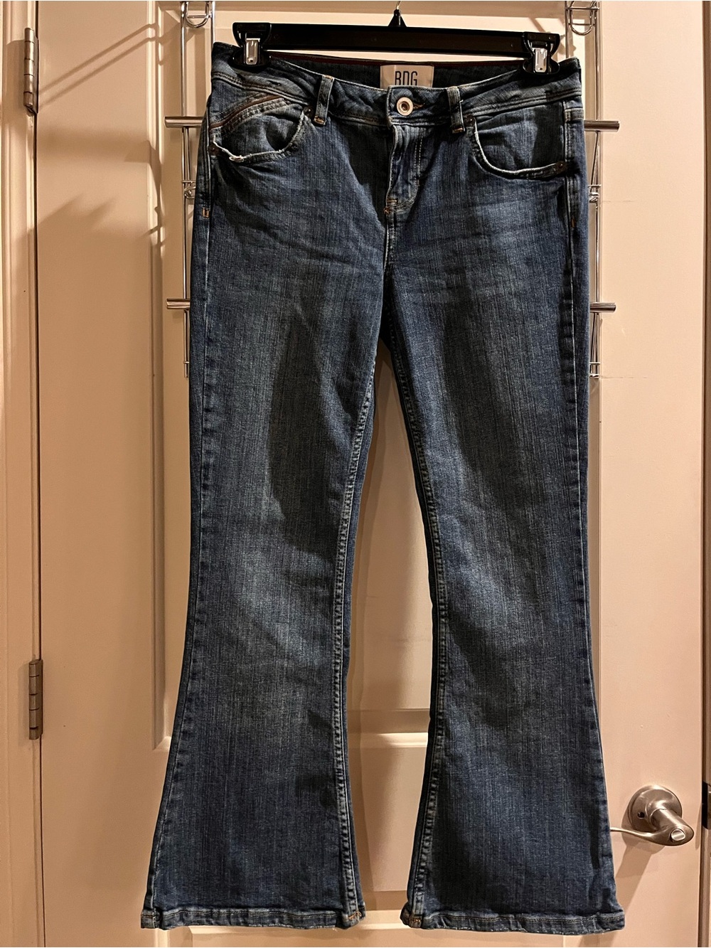 NWOT Urban Outfitters BDG Medium Wash Flare Jeans 29x28